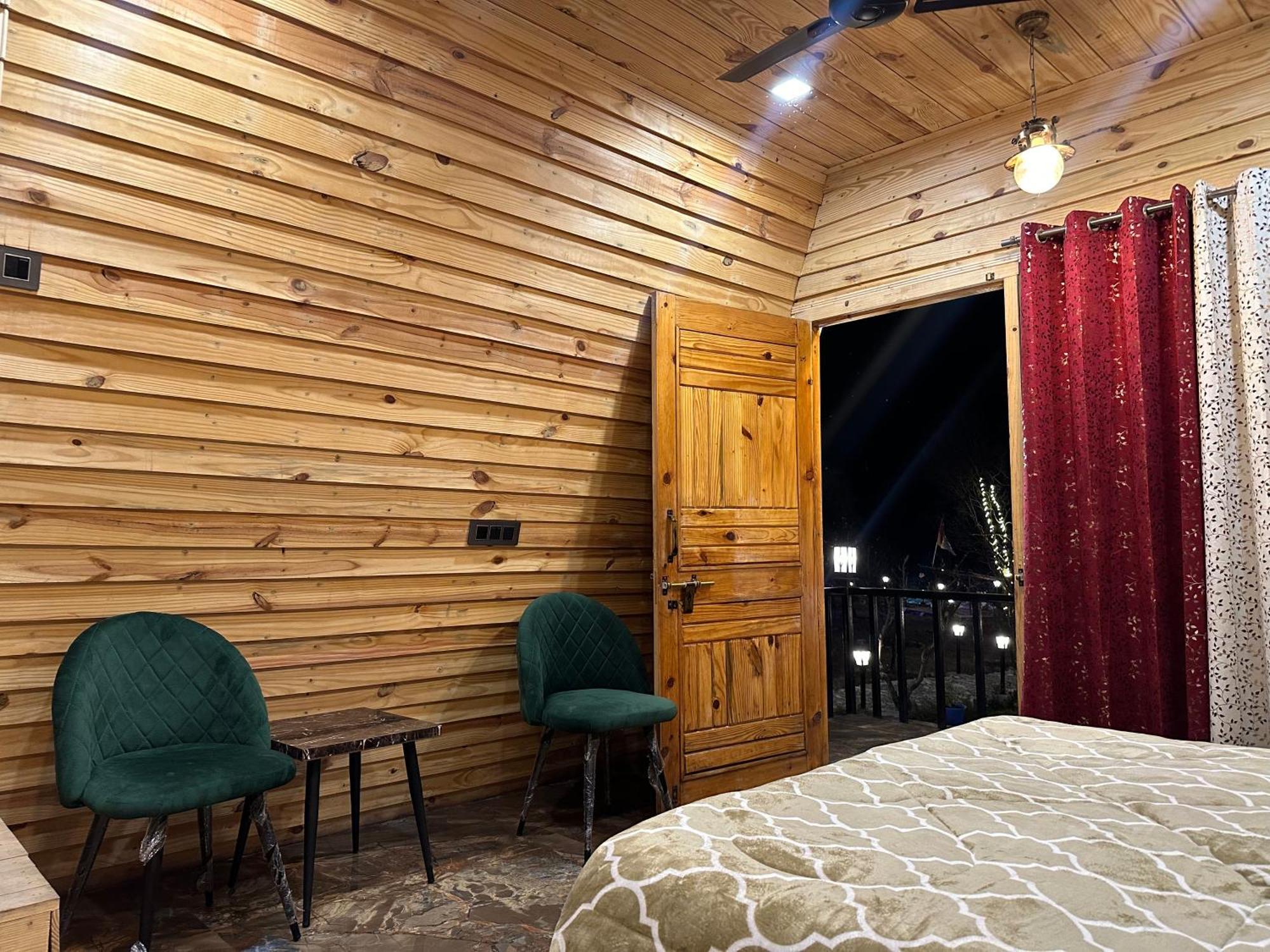 Cabana Riverside Resort - Kainchi Dham Nainital Exterior foto